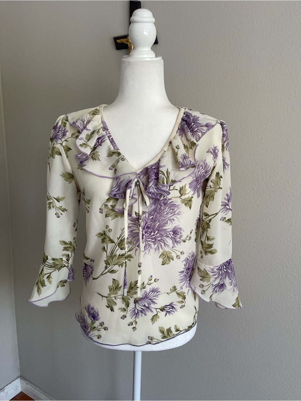 Ivory Floral Ruffle Tie-Neck Blouse - Purple & Olive
